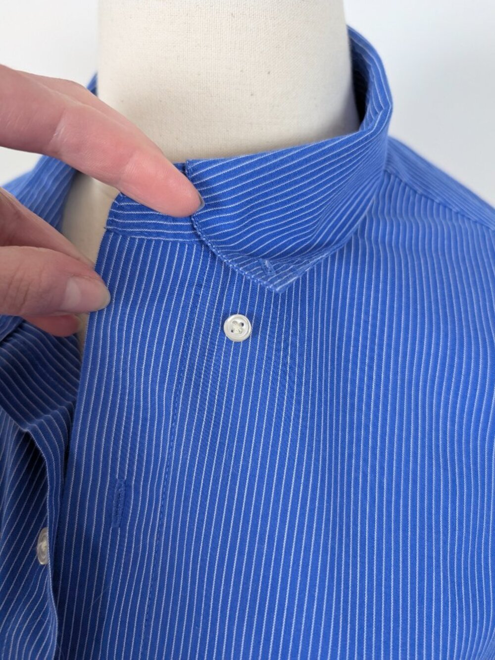 Pinstripe Button Down Shirt Classic Fit Cotton Blue Size XL Oversized (j) - Picture 7 of 8